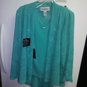 Another Thymes Special Occasion Top